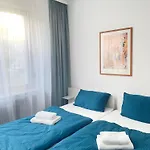 Westend Homestay *